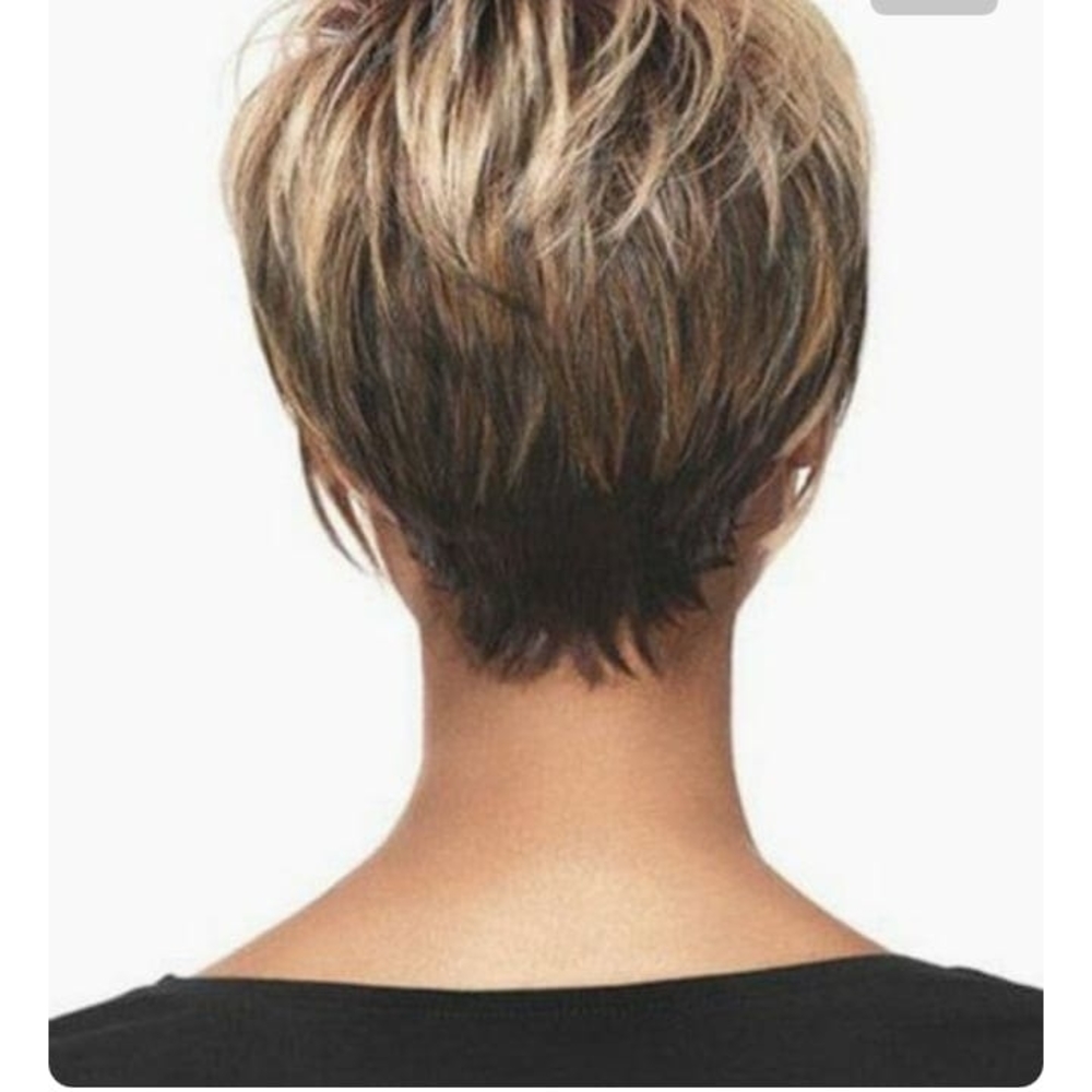 Meet your Posher, Suzzana